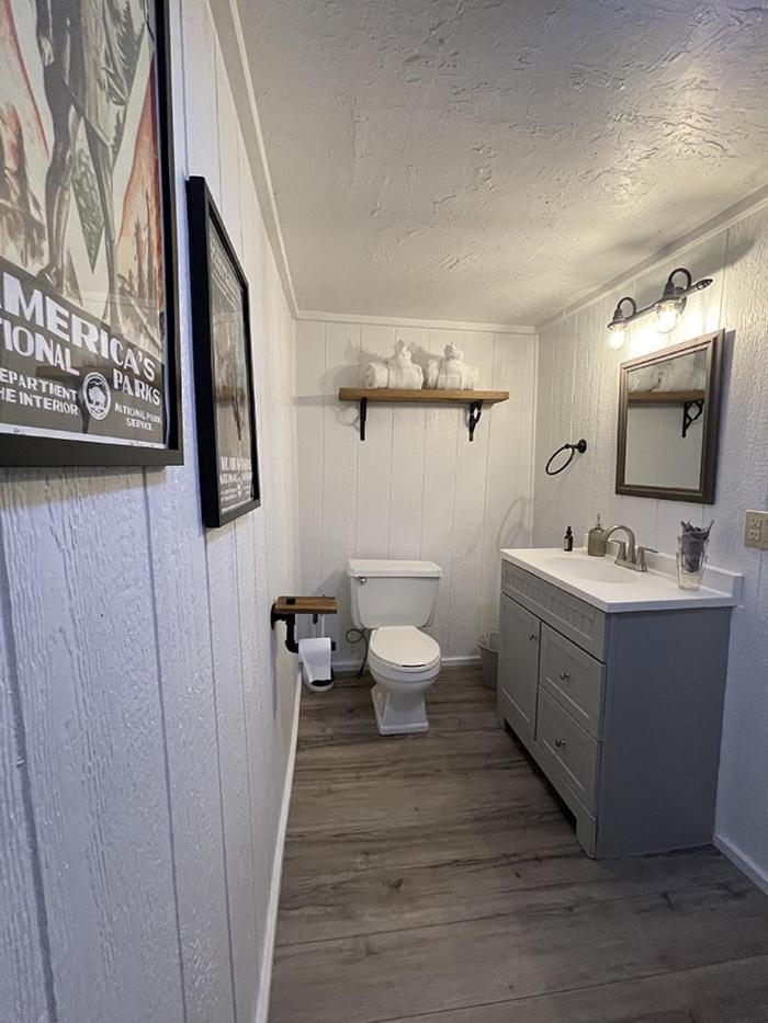 Loblolly Pines Adventure Cabin 3 - King Юрека Спрингс Екстериор снимка
